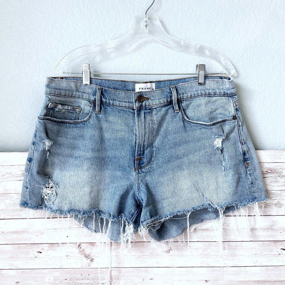 Frame Le Cut Off Shorts Distressed Light Wash Revolve Size 32